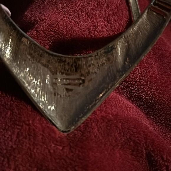 BCBG MaxAzria Vintage Glam Retro Curved Enamel Black  Gold Statement Necklace - Picture 7 of 14